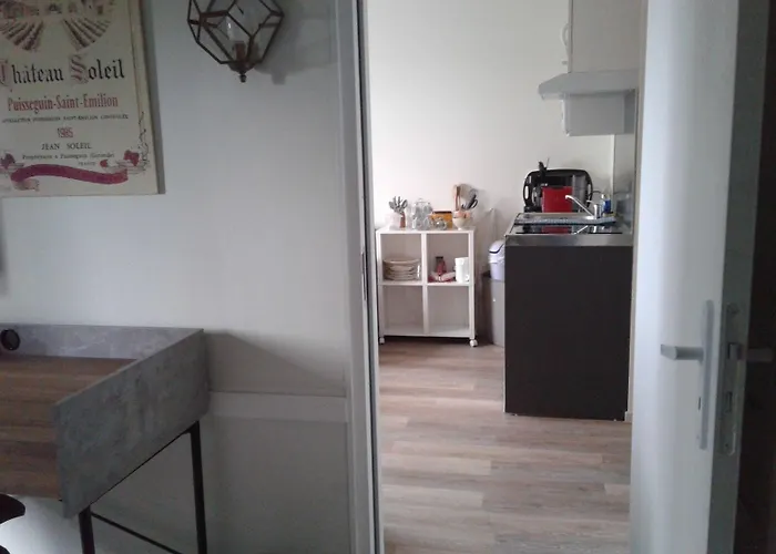 Couette-café L'etape Vayres (Gironde)